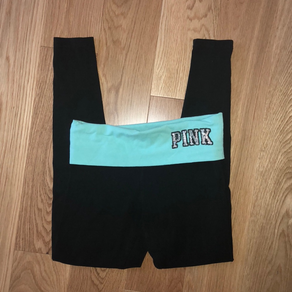 Woman’s PINK xs leggings